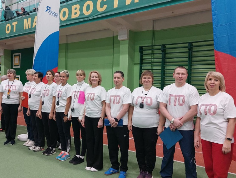 Команда родителей гимназии успешно сдала нормативы ГТО.